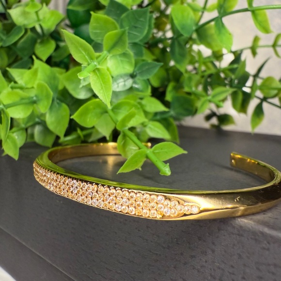Kate Spade Raise The Bar Gold Pave Cuff Bracelet Crystal NWT - Picture 2 of 5